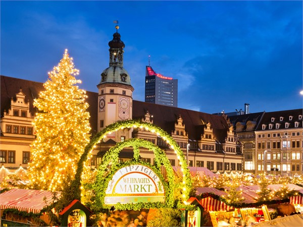Planen Sie jetzt Ihre Tagung oder Ihr Rahmenprogramm. Fragen Sie bei uns gerne direkt an. Wir unterstützen Sie bei der Suche nach dem passenden Tagungshotel, Rahmenprogramm oder dem passenden Redner.

Kontaktieren Sie uns: Tel. [+49 (0)6032 785 93 90](tel:004960327859390) oder via E-Mail: [info@miceservicegroup.com](mailto:info@miceservicegroup.com).